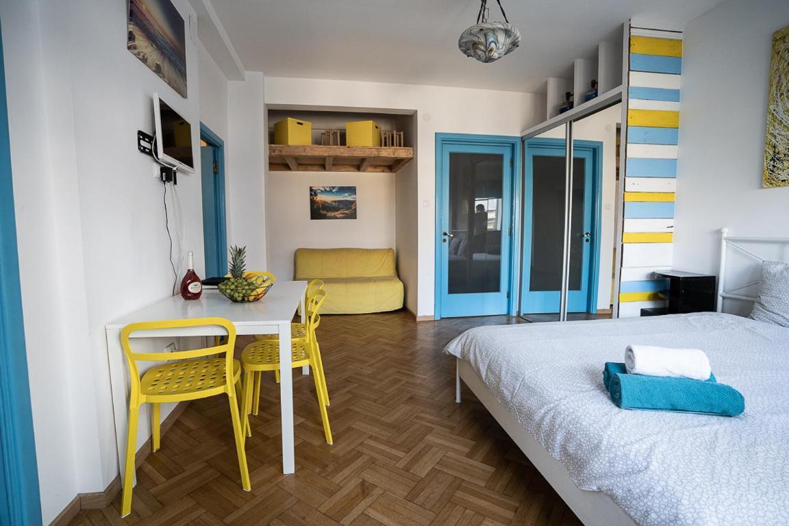 Central Studio At Cismigiu Park Apartment Букурещ Екстериор снимка