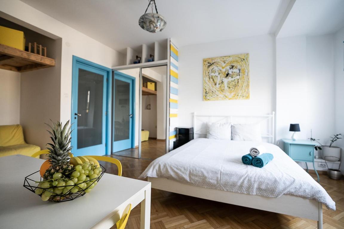 Central Studio At Cismigiu Park Apartment Букурещ Екстериор снимка